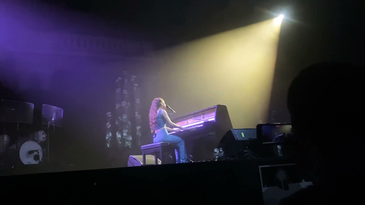 Cuando Zarpa El Amor - Amaia ( Festival Pedralbes 10/07/21)