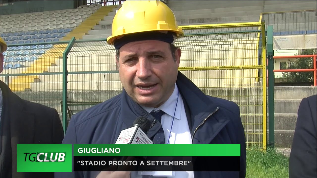 Giugliano, lavori allo stadio De Cristofaro: 