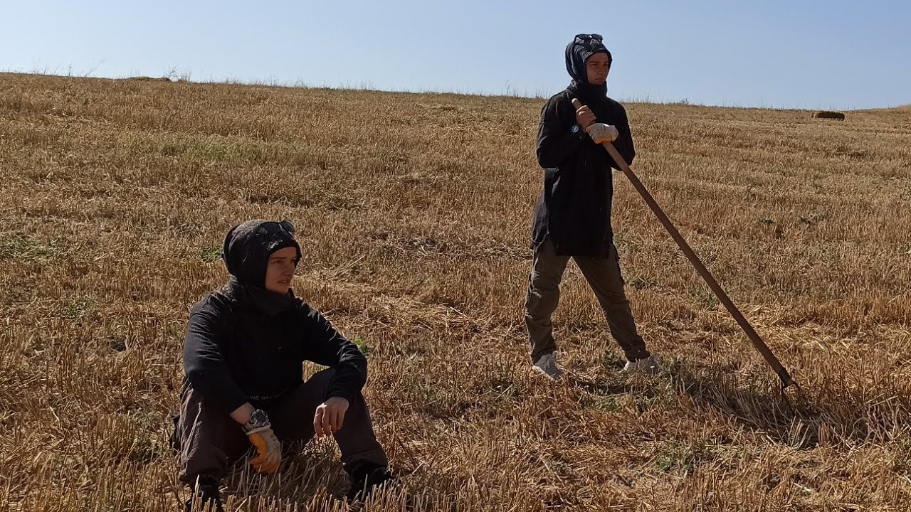 Köy de balya atıyoruz