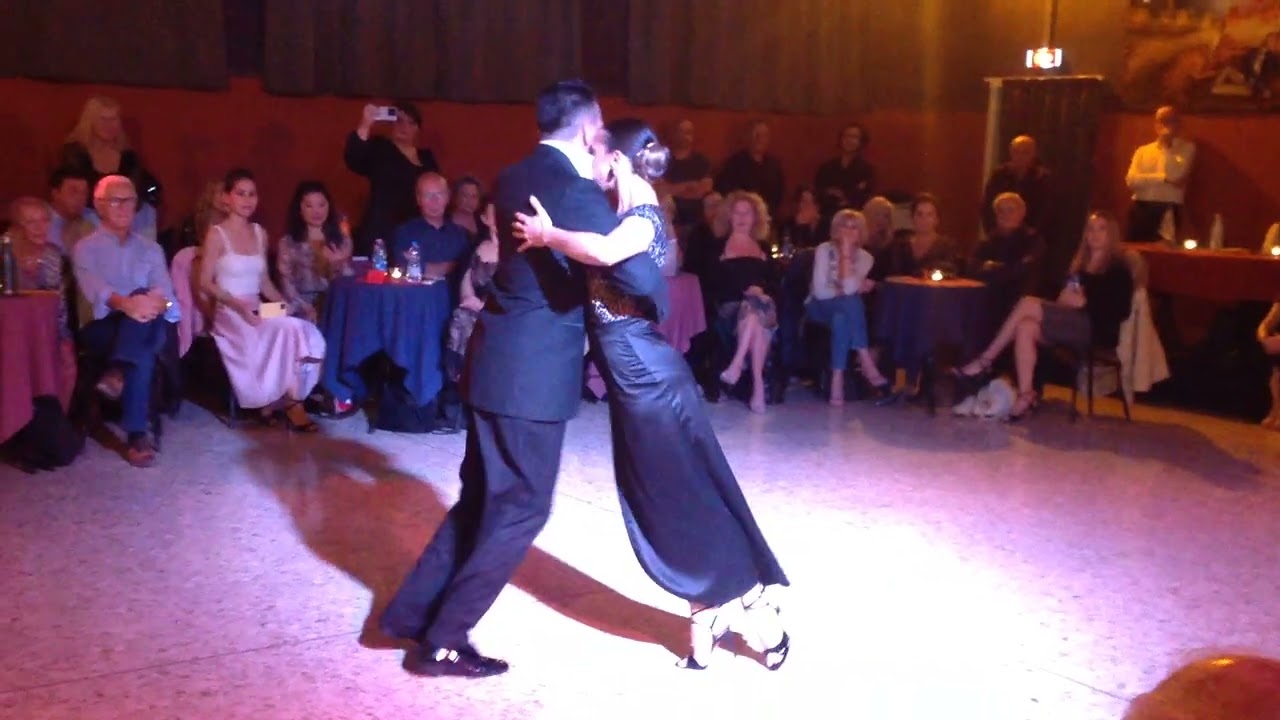 Constanza Vieyto & Ricardo Astrada  - Gitana Rusa