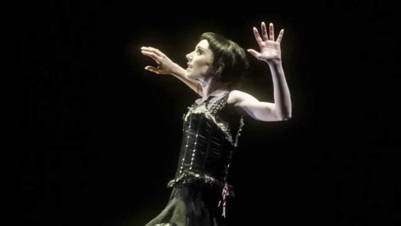Sarah Lamb on Wayne McGregor’s Raven Girl (The Royal Ballet)