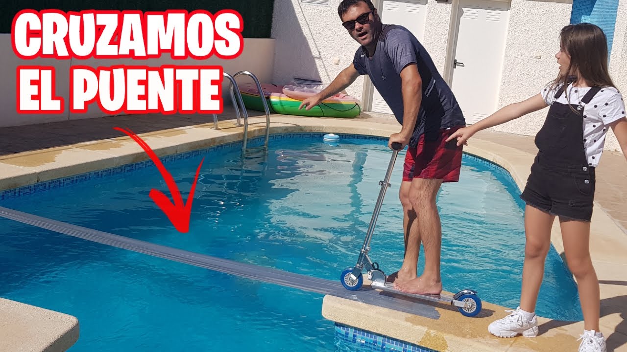 CRUZAMOS LA PISCINA!! 😱 Con un PUENTE DE CINTA 🛴 ¿QUE PUEDE SALIR MAL? *Final inesperado