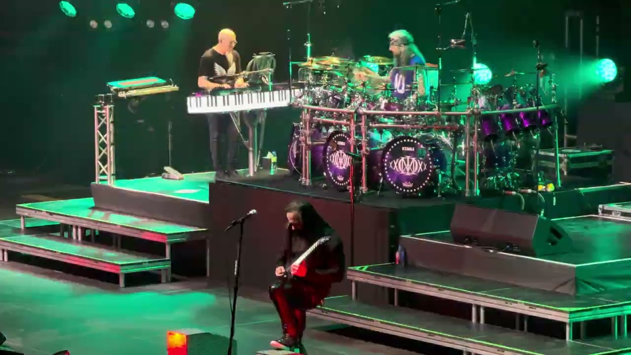 Vacant and Stream of Consciousness. Dream Theater LIVE in Paris. 11/23/2024