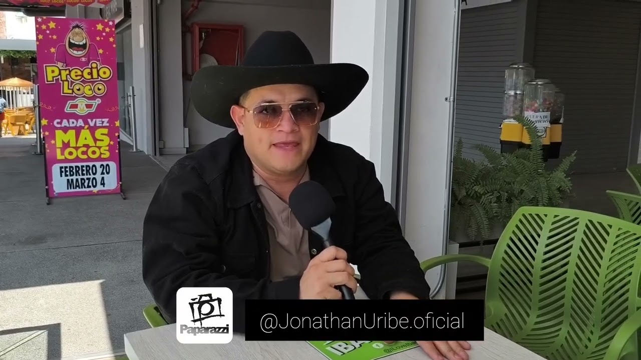 LentePaparazzi con el cantante De música popular Jonathan Uribe en su visita a Ibagué 