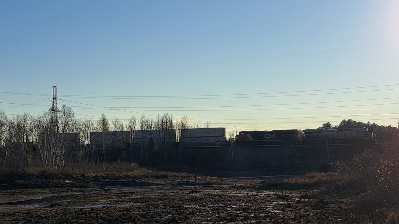 CN ES44AC 3964 Ex-CREX Leads Intermodal Train 107