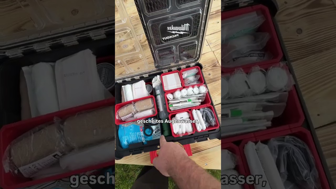 Я разделил его на два ящика для инструментов: верхний &mdash; для мелочей, нижний &mdash; для более серьезных...