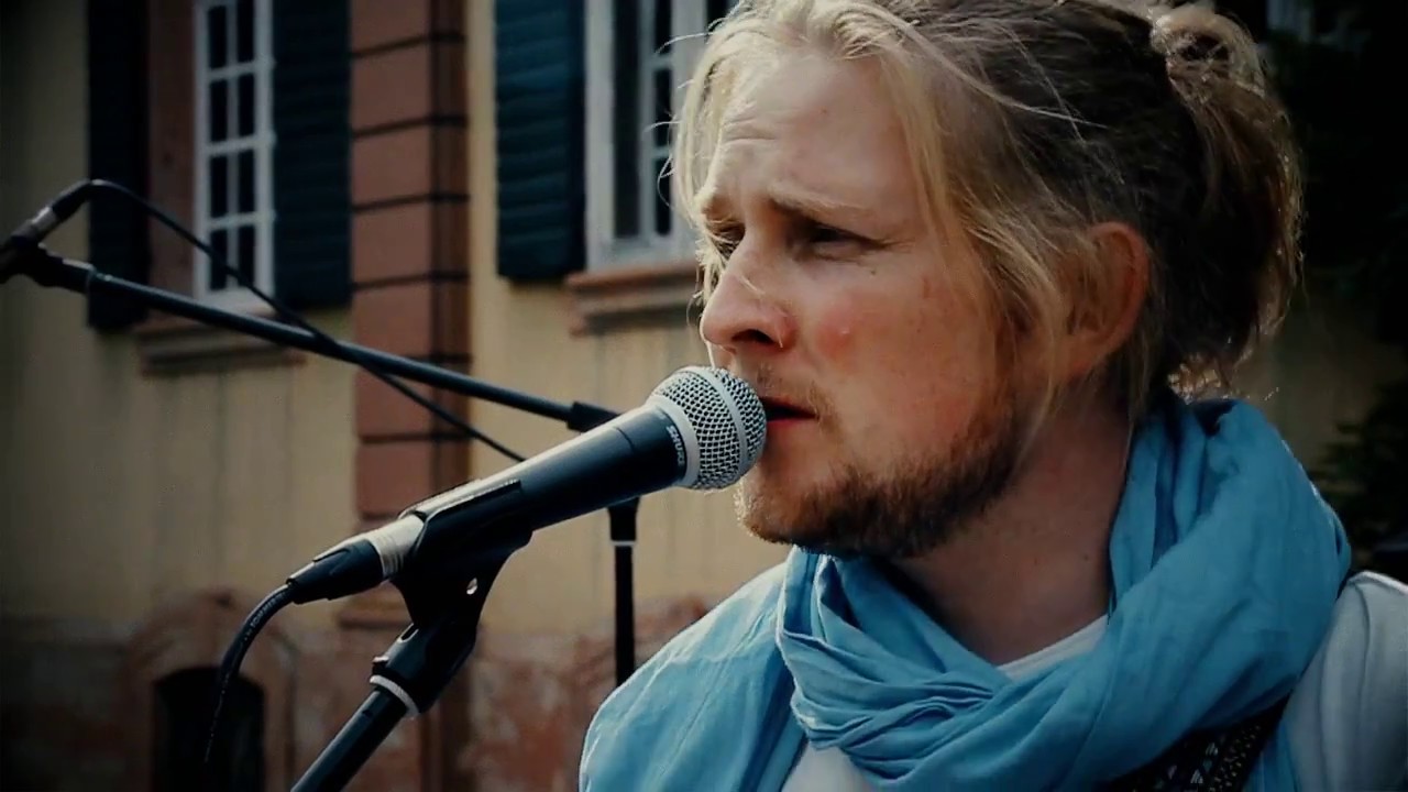 UNOJAH feat. ALI KEELER - MESSENGERS (acoustic sessions live at Schloss Ebnet)