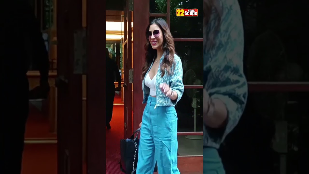 Sophie Choudry Spotted outside her house in Bandra