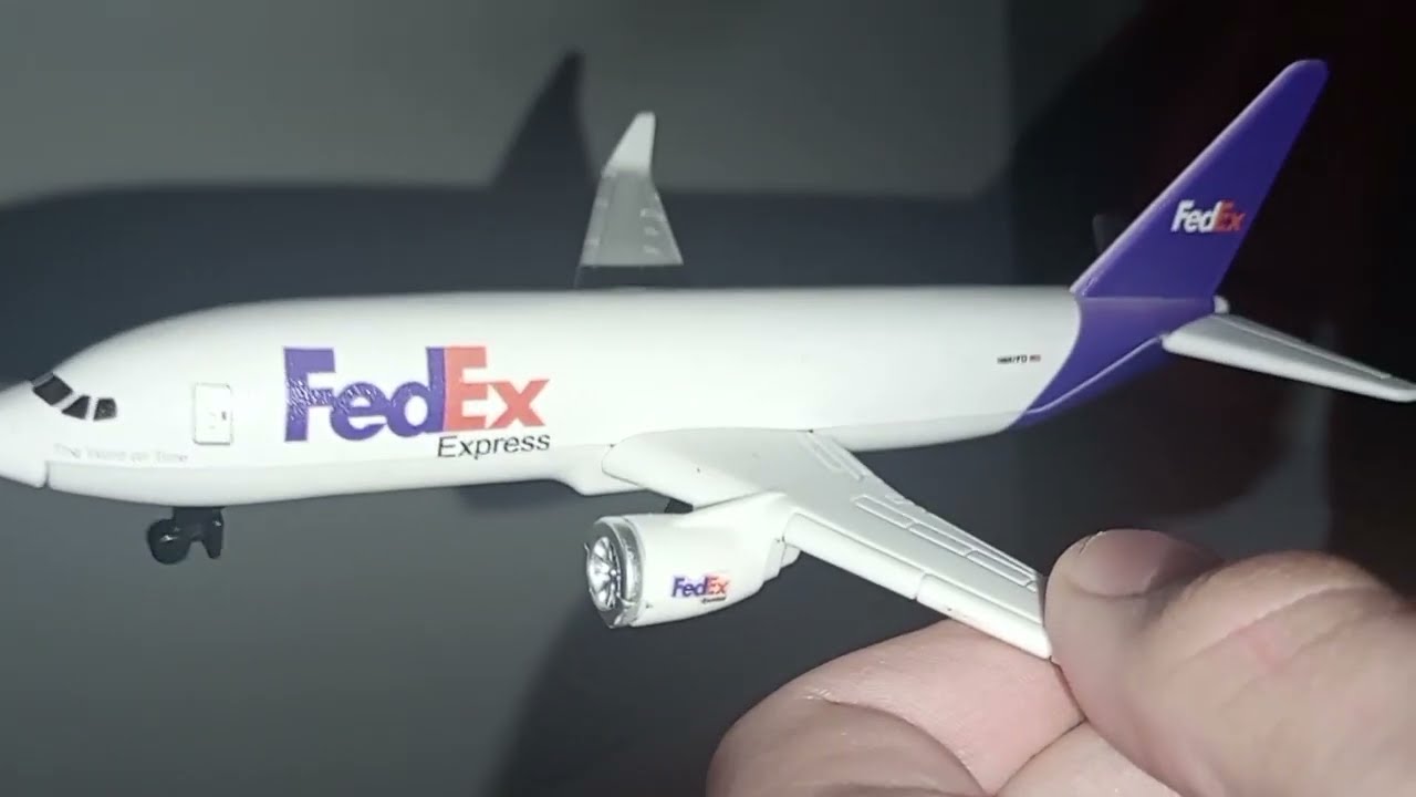 Model planespotting (extra long edition) #aviation