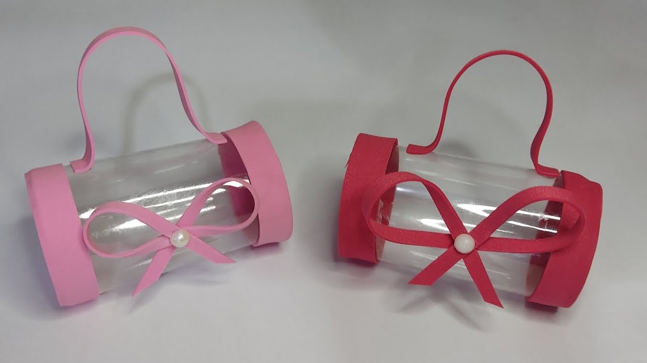 Bolsinha de garrafa pet/lembrancinha porta bombom ou doces