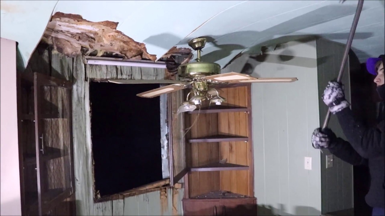 DESTROYING FURNITURE! Completely demolishing everything inside of a house! 