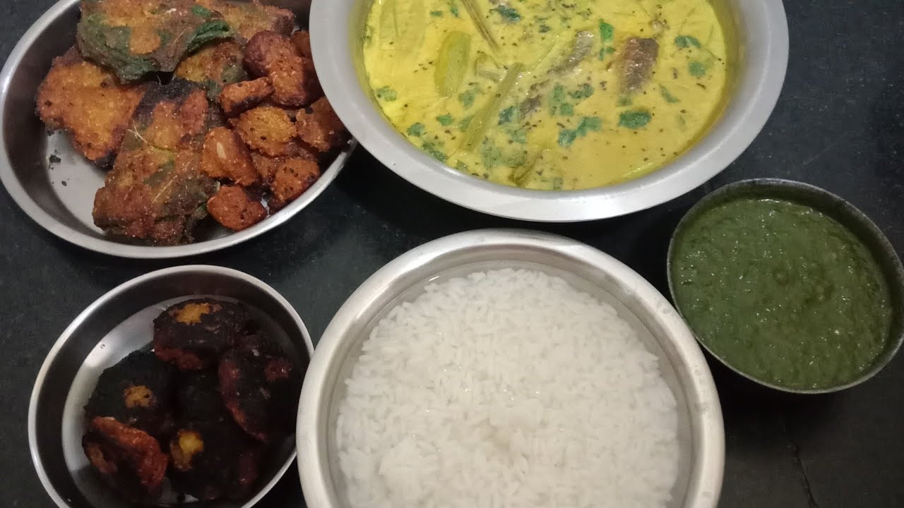 ভাজতে গিয়ে সব পুড়ে গেল/Everything got burnt while frying.#monadirvlogs#dailyvlogs#banglavlogs.