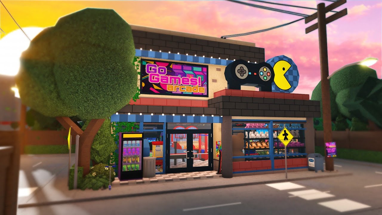 Building a Gaming Arcade in Bloxburg | Panda Builds