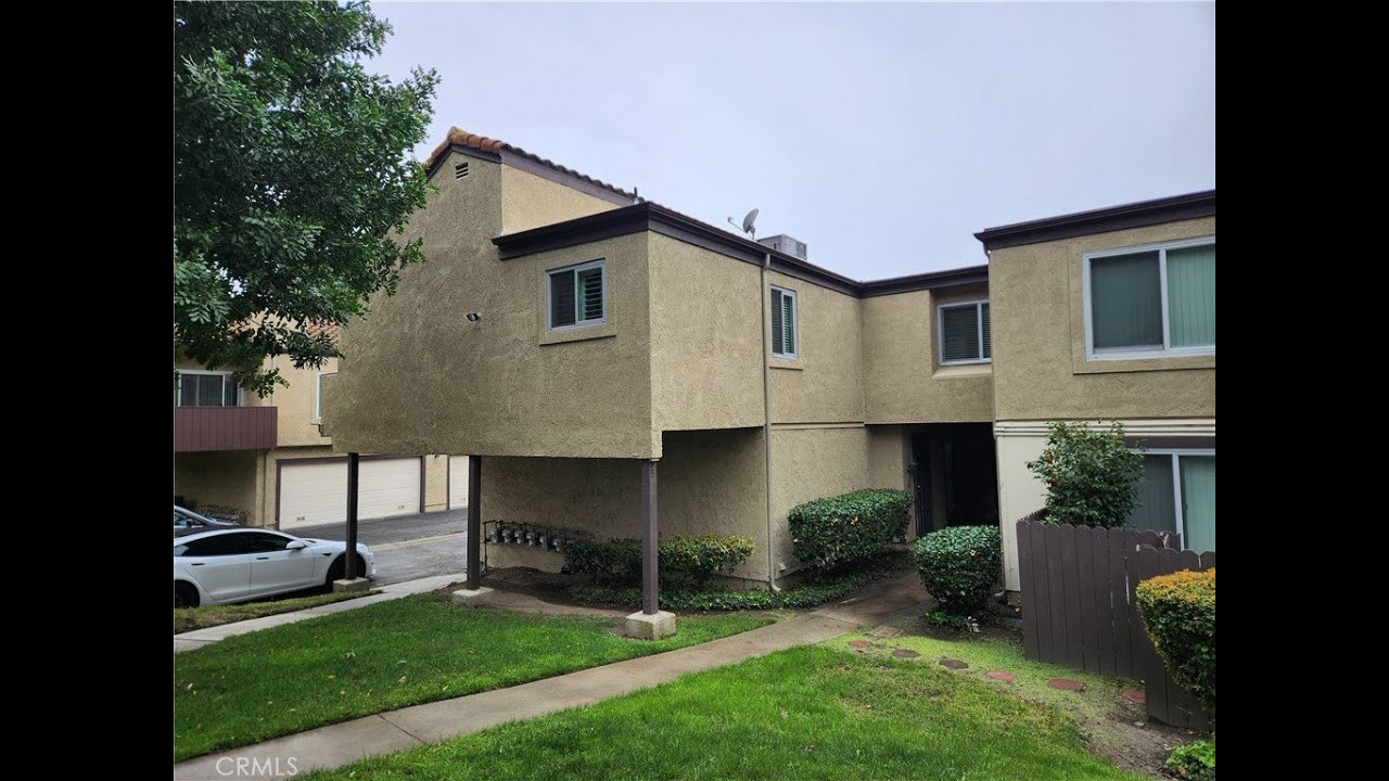9341 E Shadowood Drive | Montclair Real Estate