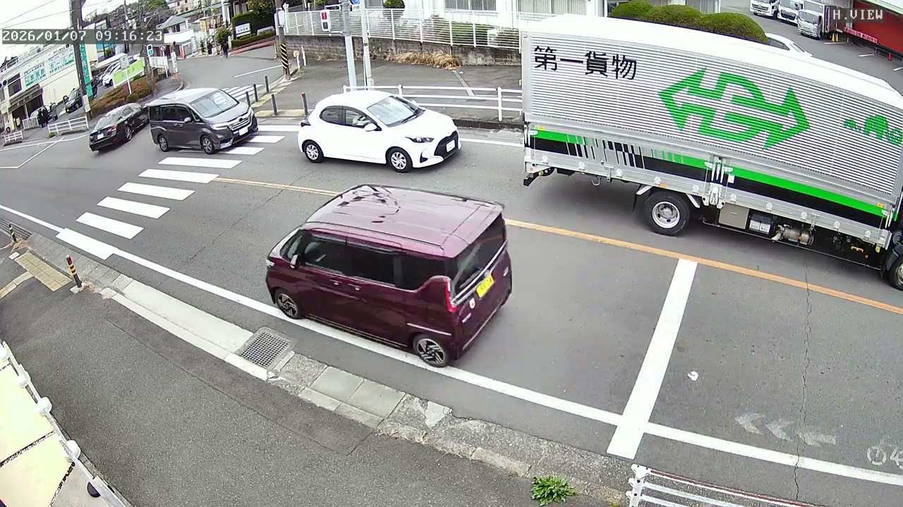 「ライブ配信  厚木街道　泉の森交差点2　4Kリアルタイムライブ配信　【12時間ごとに、アーカーブ制作のため、5分～30分程度のスタンバイ時間がございます。】」のコピー