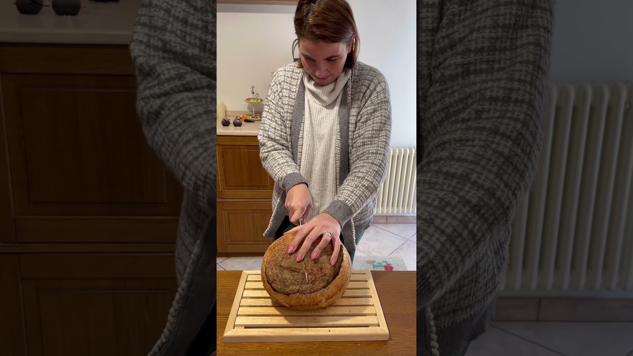 Primo Pane con Licoli impastato con la nuova ipbake isp6 #ipbake #pane #ipbakeiap6 #sourdoughbread