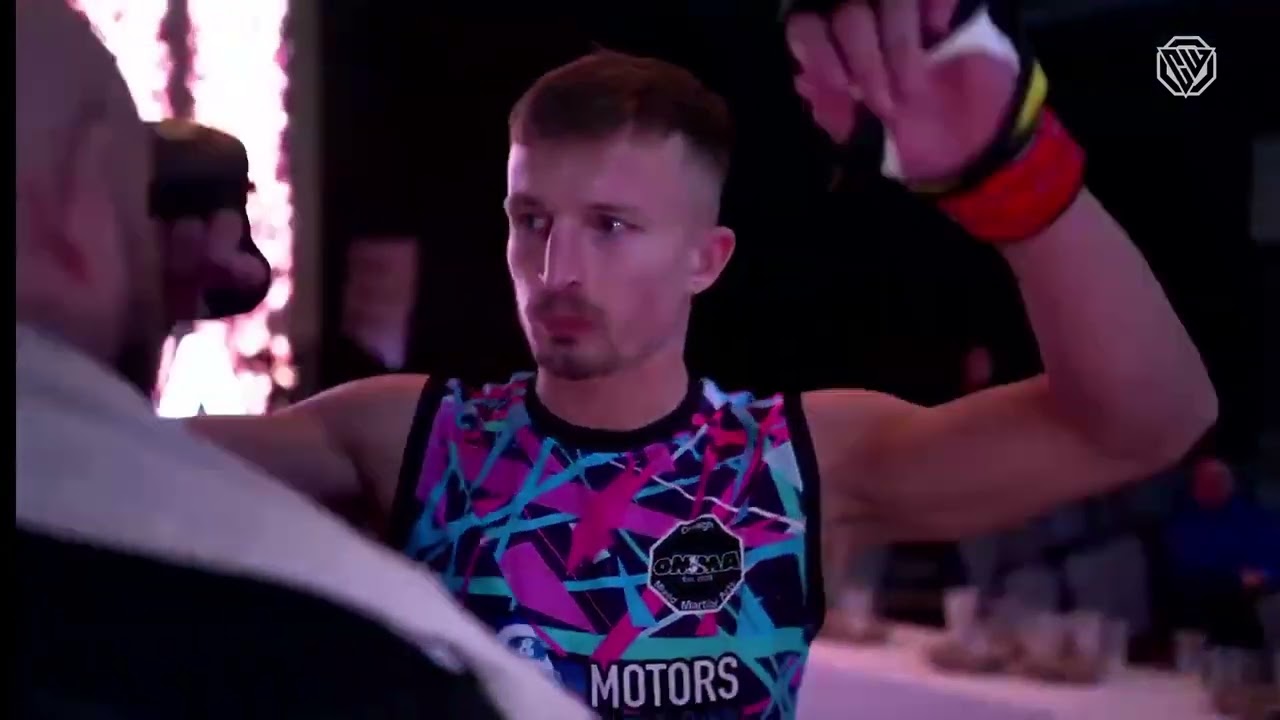 Damien McKenna v Emmet Corr | Clan Wars 49