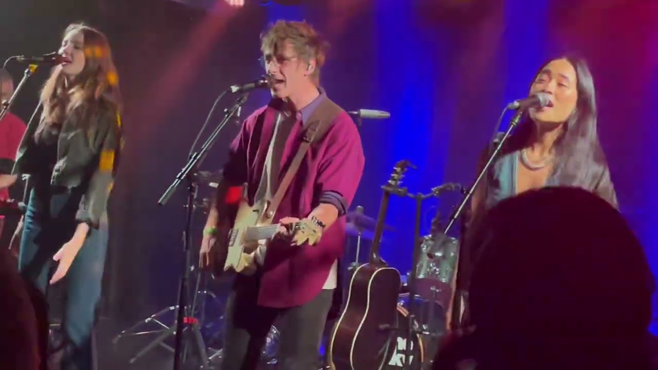 Dwayne Gretzky, Dancing in the dark, Live Montréal 27 novembre 2025