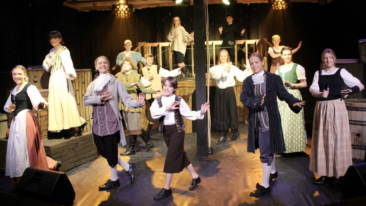 Forestillingerne på Skatteøen musicalen.