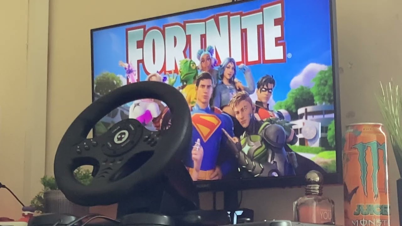 Forza horizon 5 and Fortnite gameplay