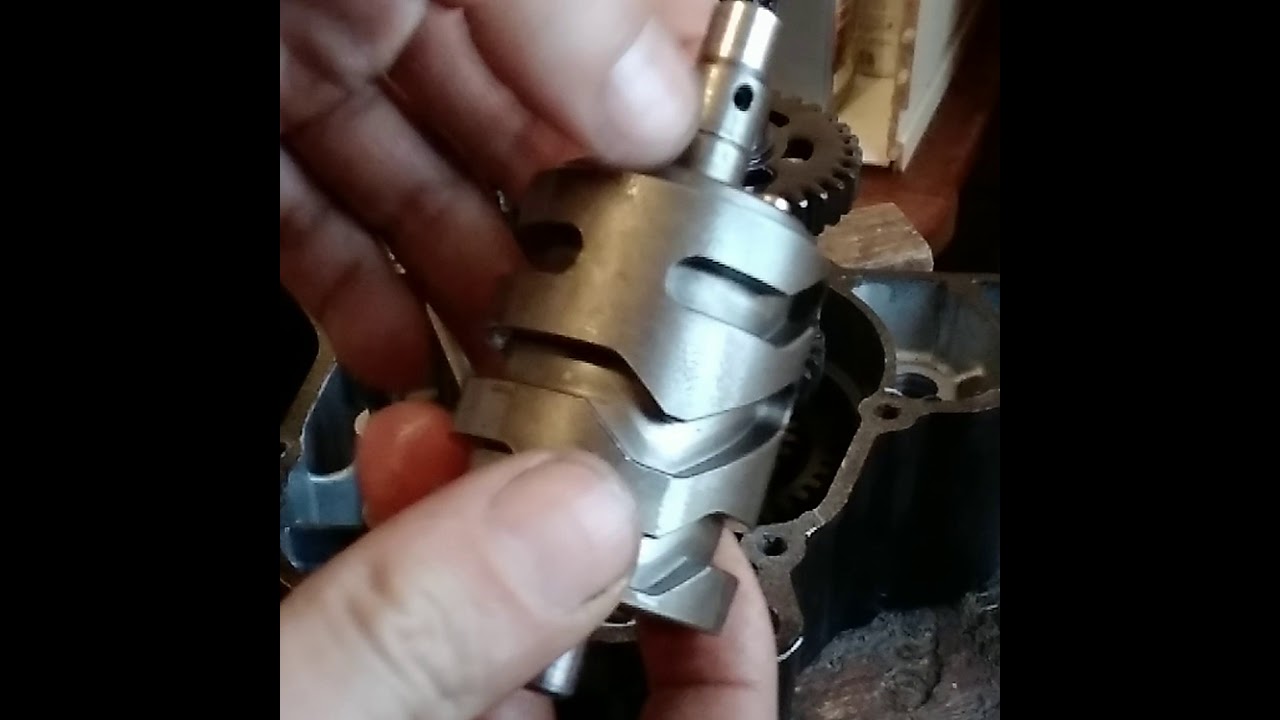 montage boîte am6 complète  ( contacteur de point  mort , contact avec tétine de barillet )