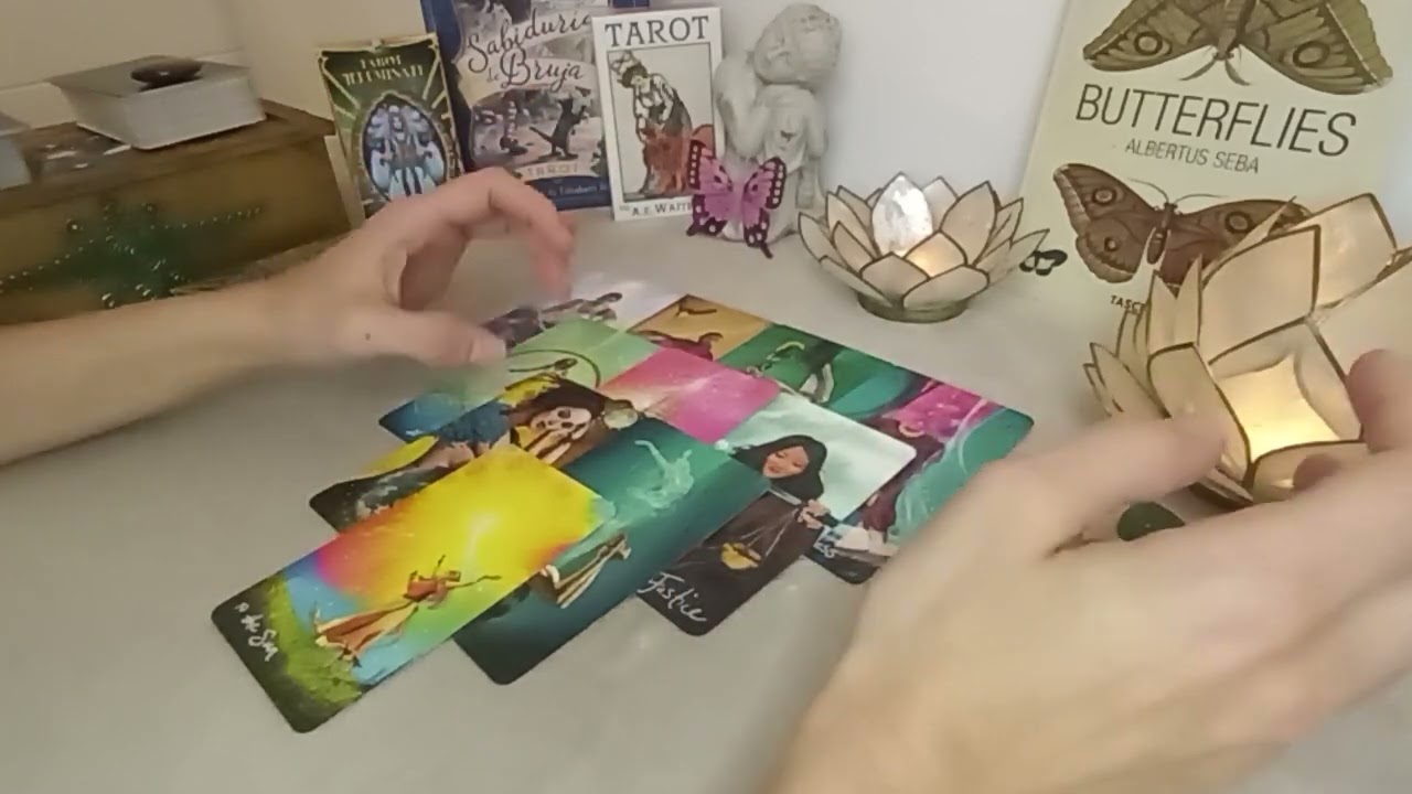 ✨🦋¿Qué piensa de ti?¿Cómo ve lo vuestro? Sus expectativas🦋✨ Tarot interactivo