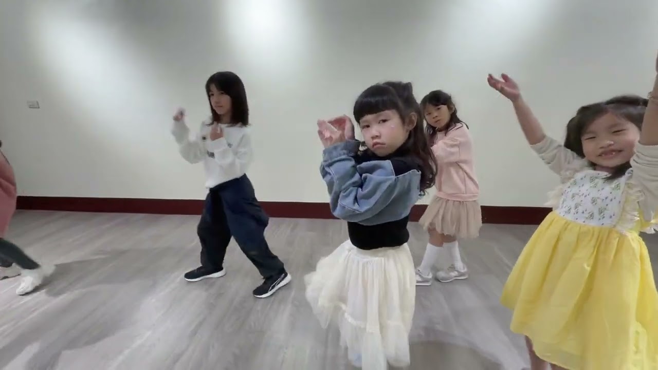 一彤舞蹈 - 兒童Kpop - I-DLE -‘Klaxon’
