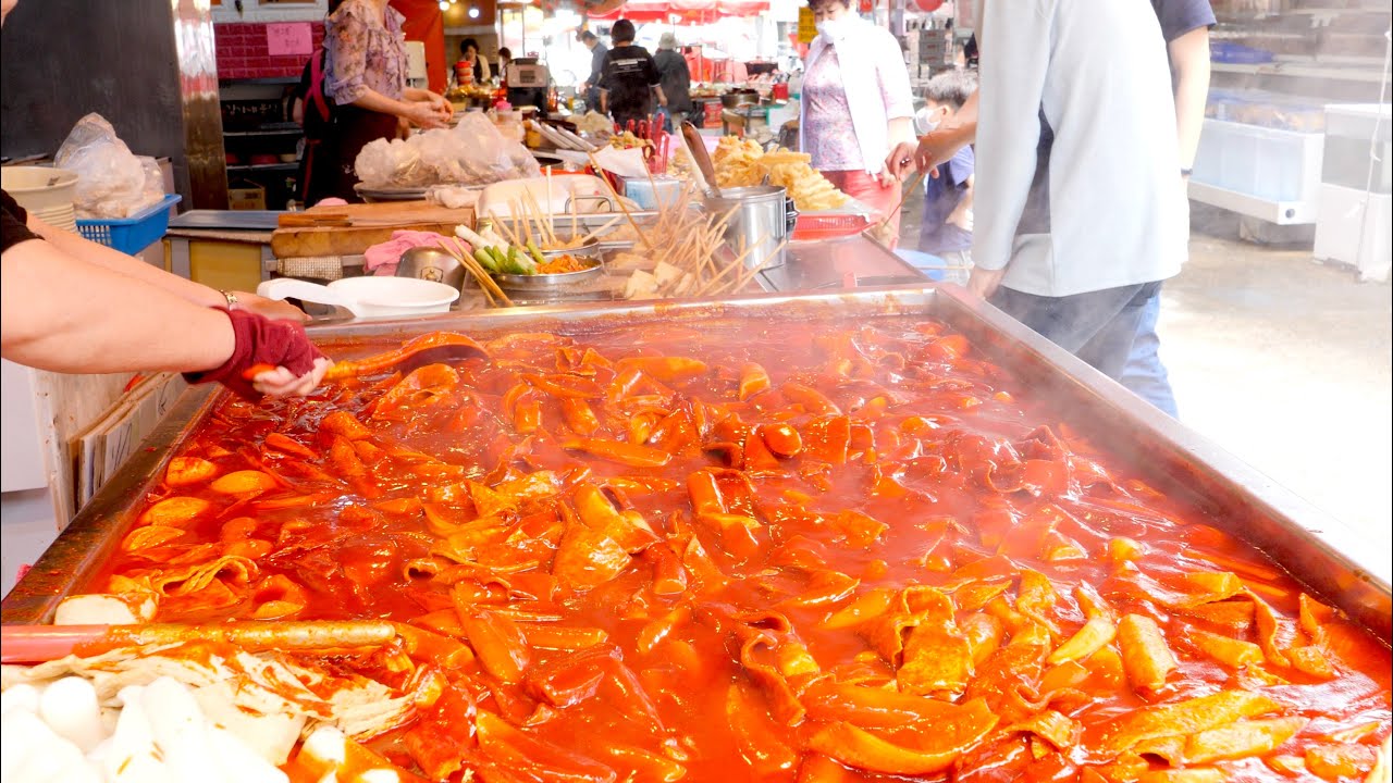 기장시장 달인 떡볶이 - 김가네 분식 2020 근황 | Popular Snacks in Korean Local Market  | Korean Street Food