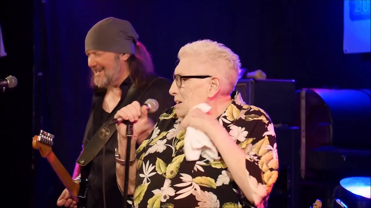 Hamburg Blues band feat  Chris Farlowe@Reigenlive 10 4 2019