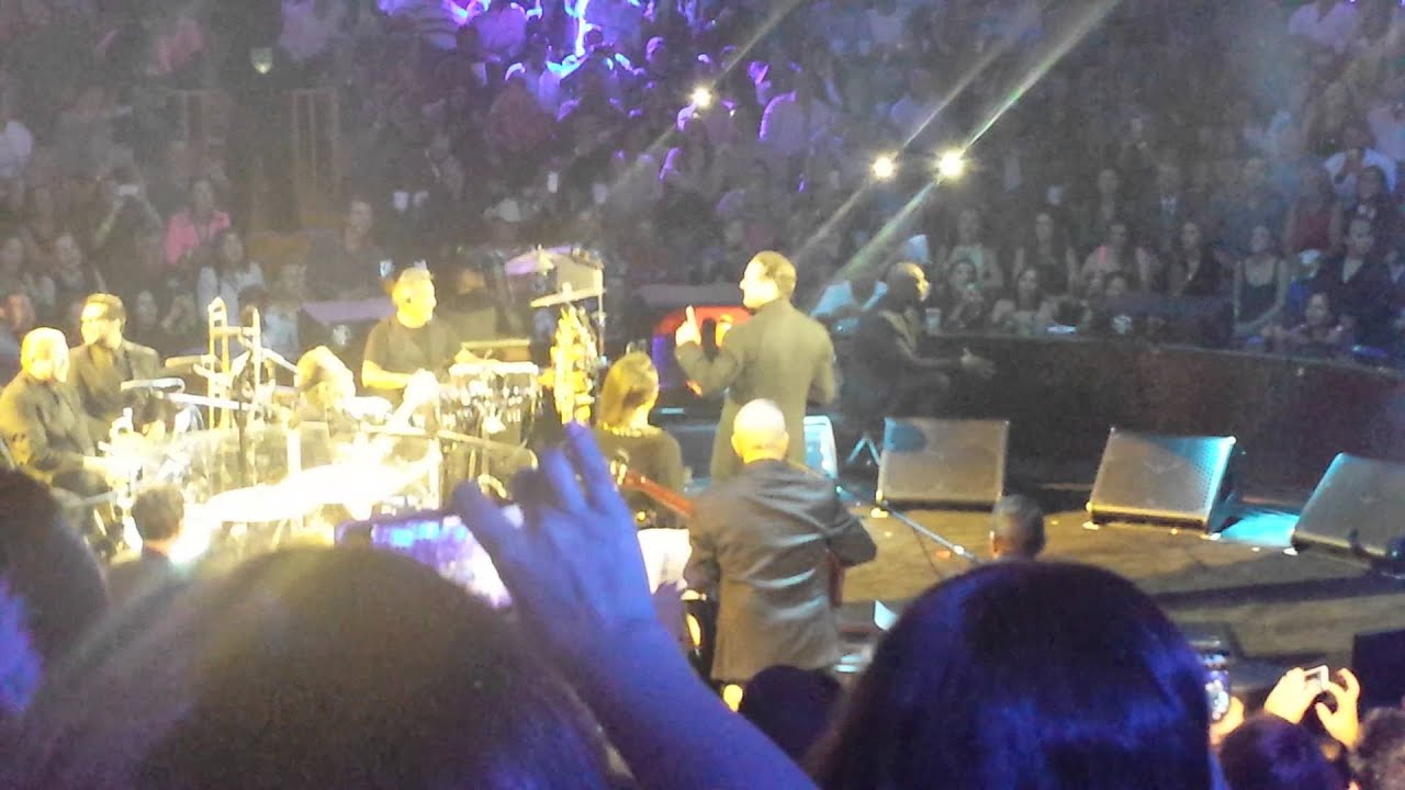 (1 de 4) Luis Miguel - Palenque de Guadalajara 9 de Octubre 2014