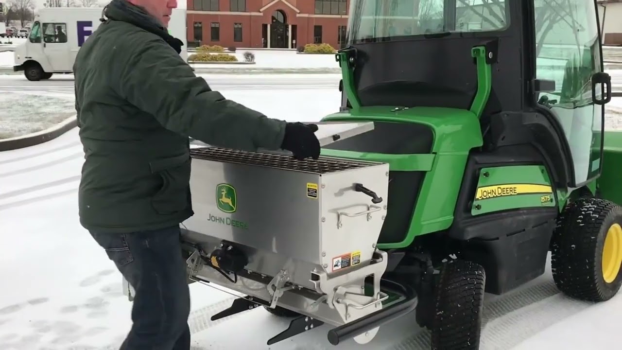 John Deere 5 cu ft Drop Spreader