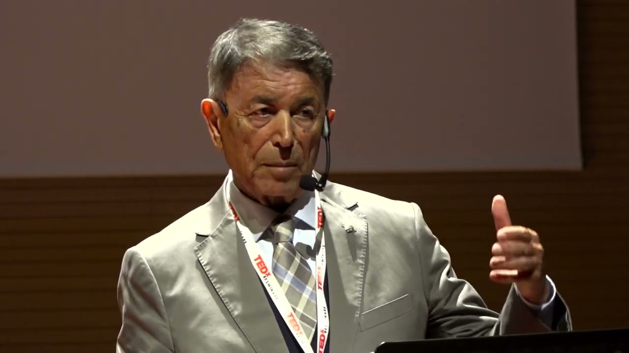 Yaşamda Farklılıkları Yönetmek | Ahmet Hilmi Eren | TEDxBes Minare Youth