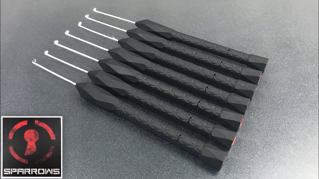 [703] Sparrows Black Flag Dimple Pick Set!