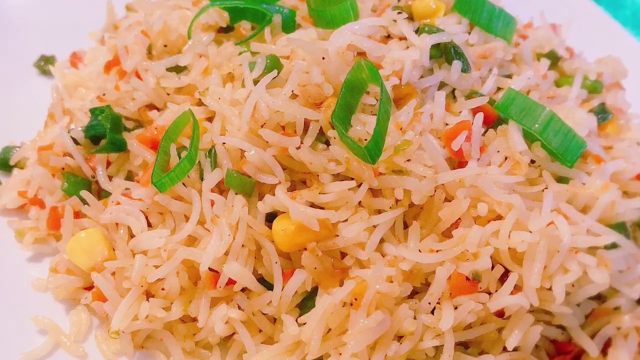 Riz Basmati sauté aux légumes et parfumé à l'ail