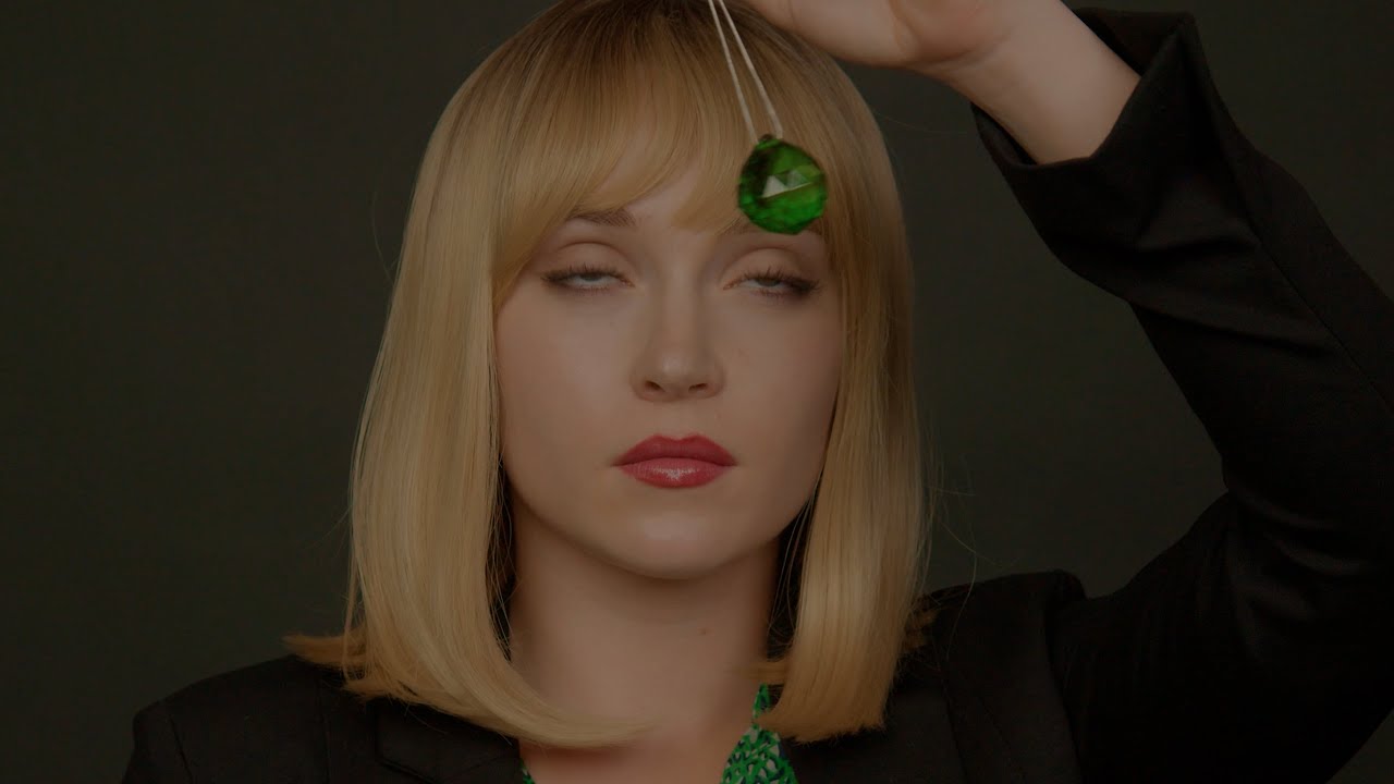 Hypnotherapist Has A Crush On Her Brainwashed Attorney