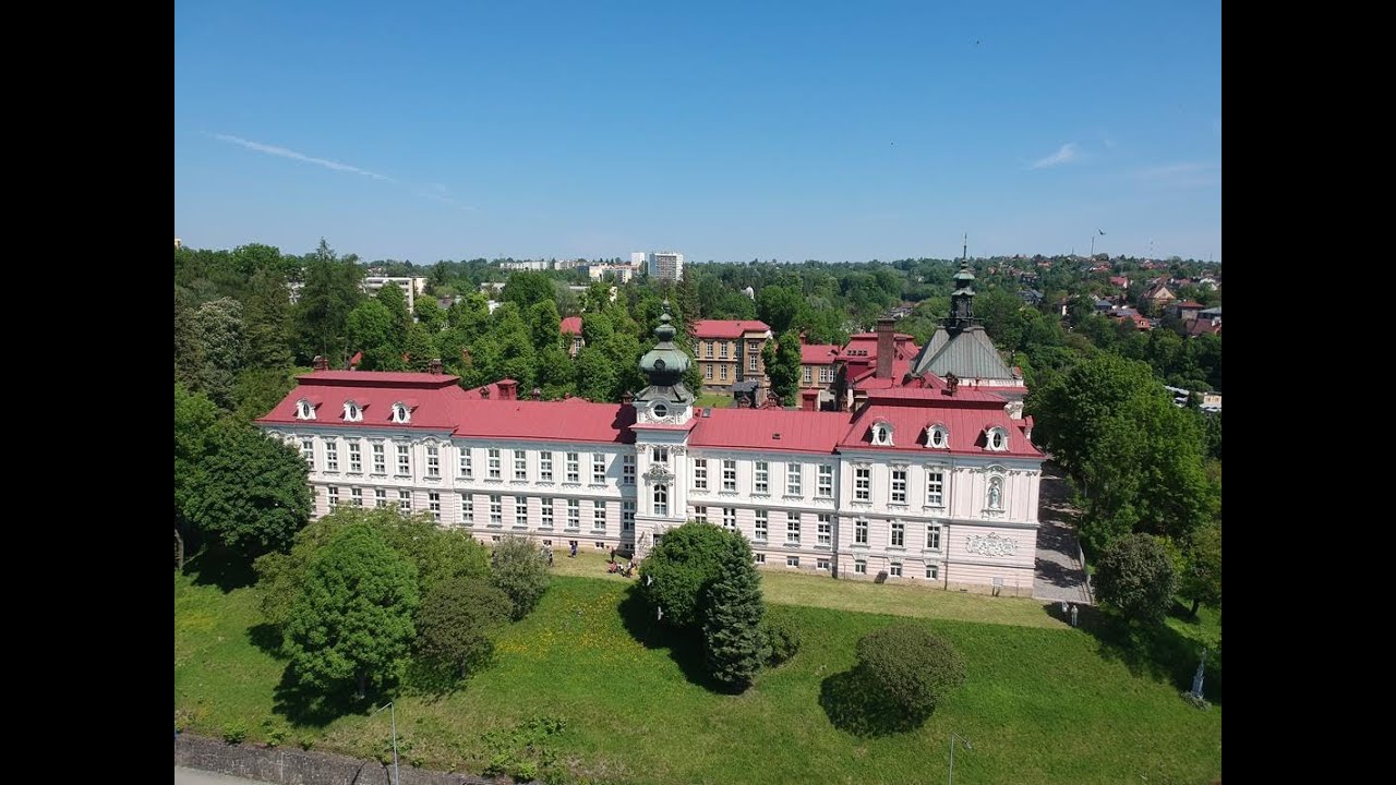 [FLESZ] Procesja Bożego Ciała  parafii pw  Św  Elżbiety  W Cieszynie 03 06 2021