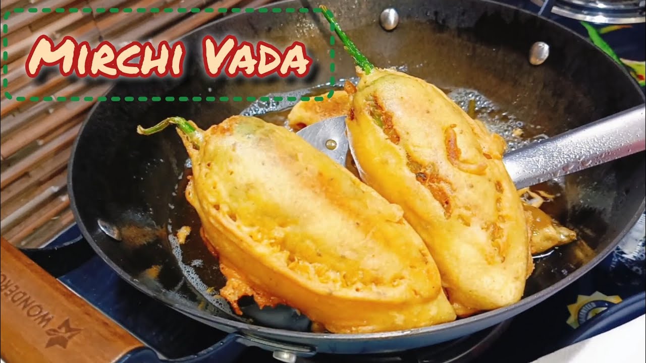 सर्दी का मज़ा दो गुना हो जाएगा इस मिर्ची वड़ा को खाकर। 🌿🤤