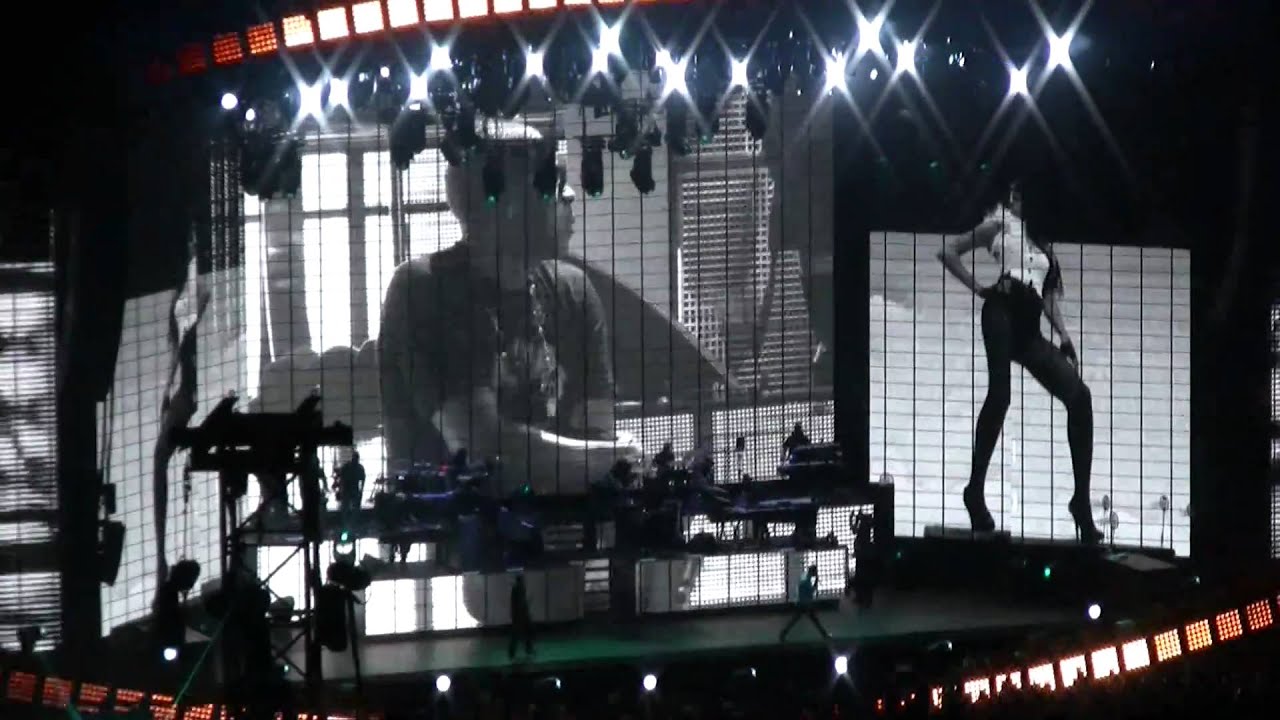 Jay-Z Swizz Beatz On To The Next One Live At Yankee Stadium