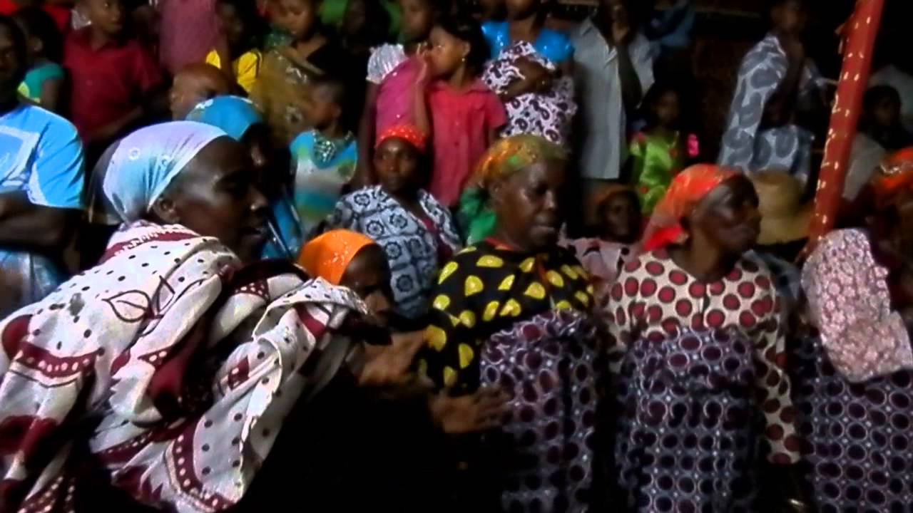 Chants et danse de Mdandra/ Koni Djodjo