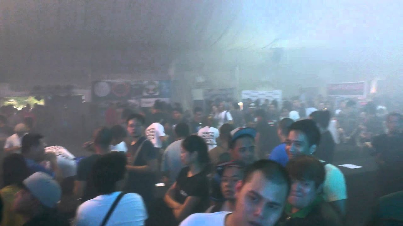 Vapecon Manila (2013) thecrowd*