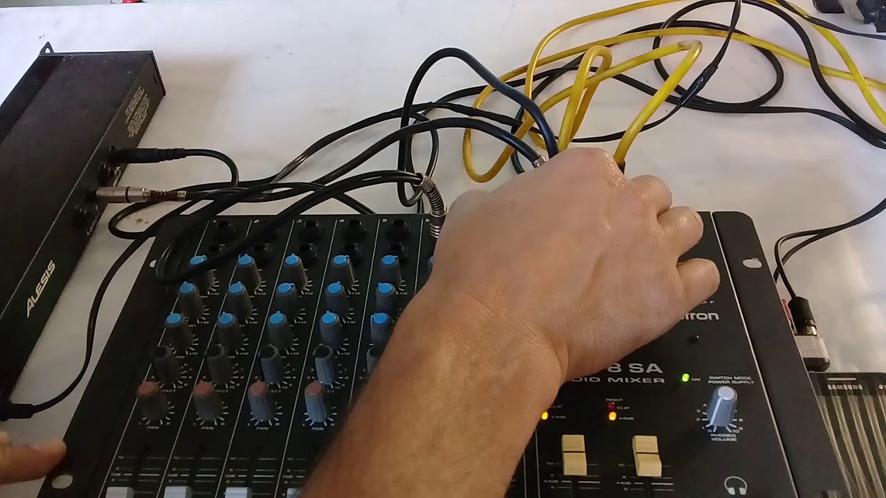 Mesa Ciclotron Wattsom MXS 8 SA usada