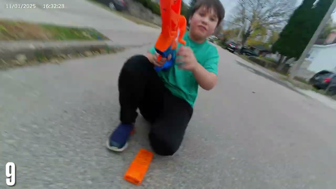 Epic Nerf War 