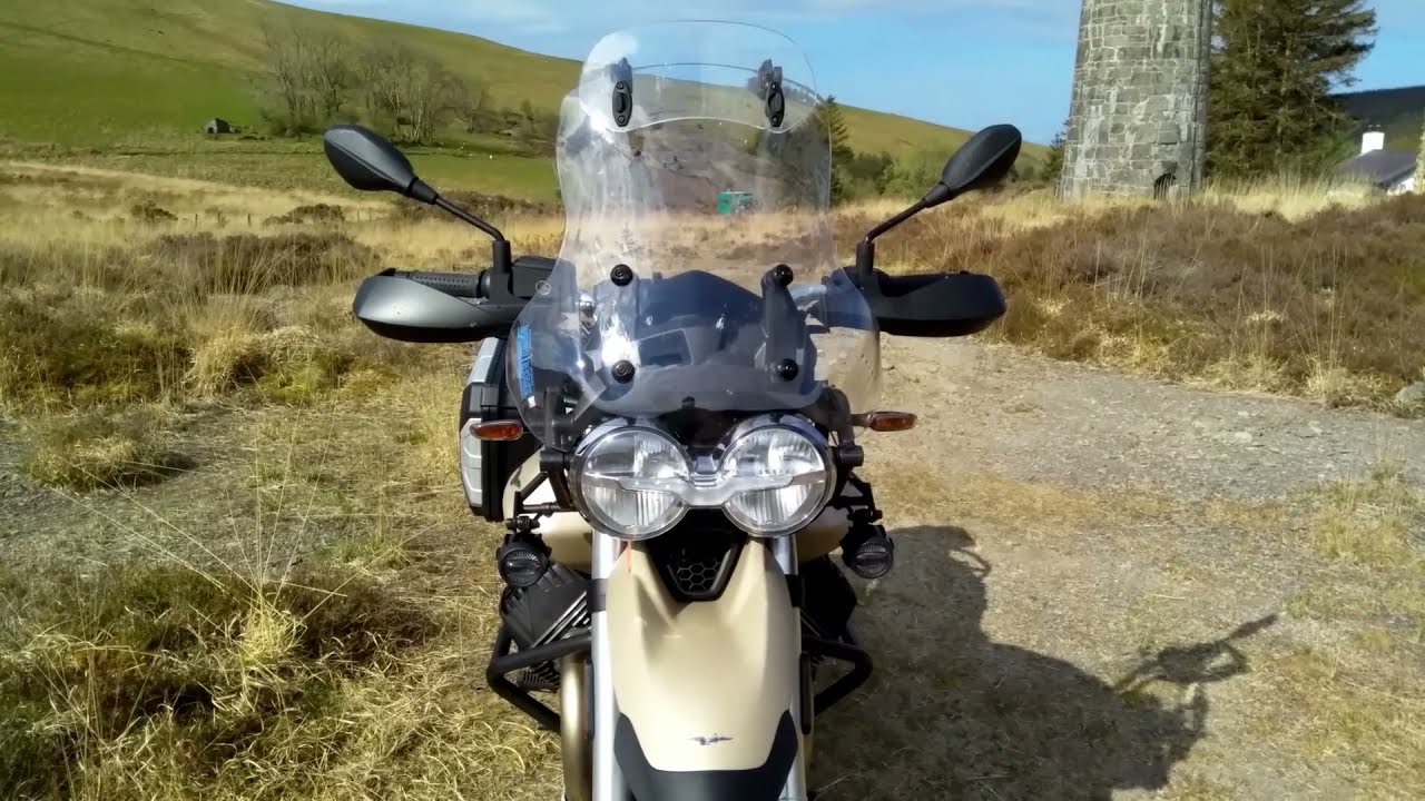 Обзор некоторых особенностей Moto Guzzi V85TT Travel