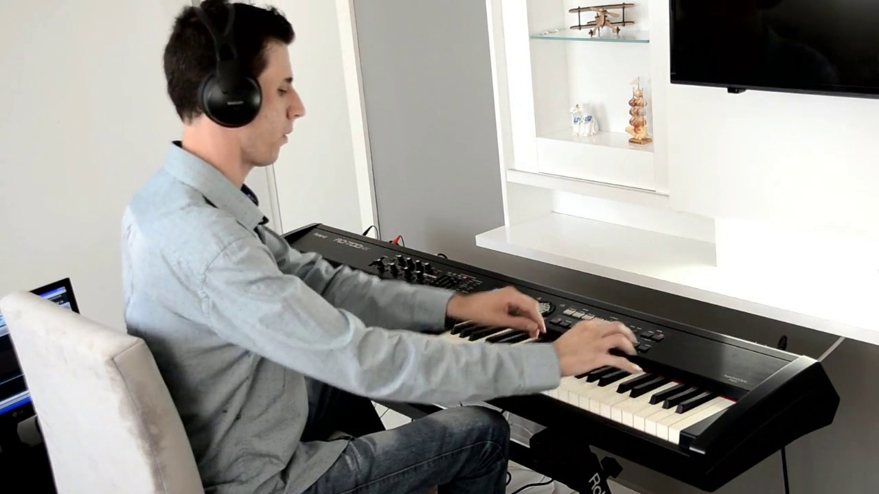 Roland RD 700 nx - Stage Piano
