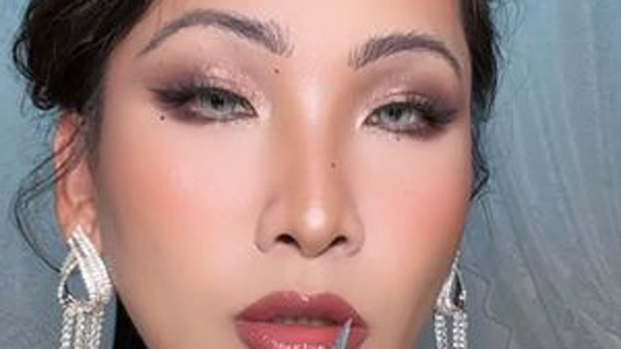 泰妆是化了，又好像没画，你看得出来哪不一样吗？#美妆 #美妆模范生 #泰妆 #妆前妆后 #潮妆研究所