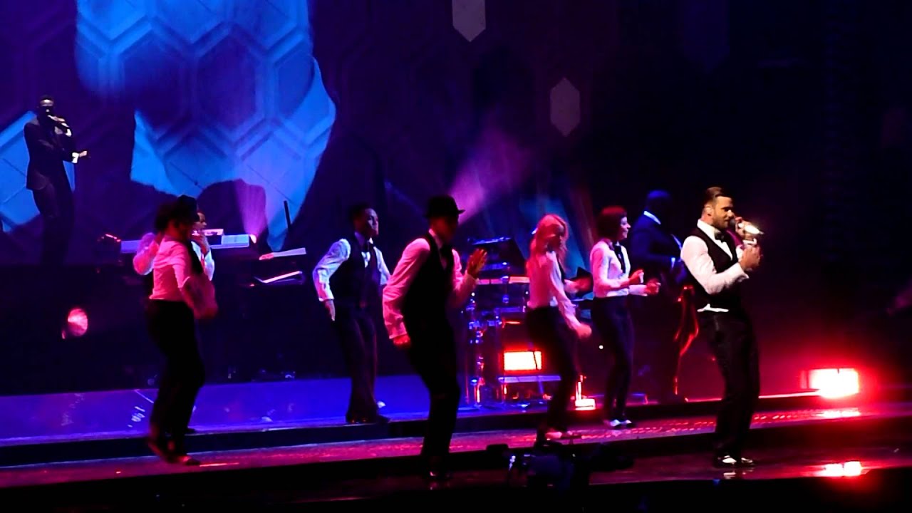 Justin Timberlake - Strawberry Bubblegum (20/20 Experience Tour Philadelphia 11-10-13)