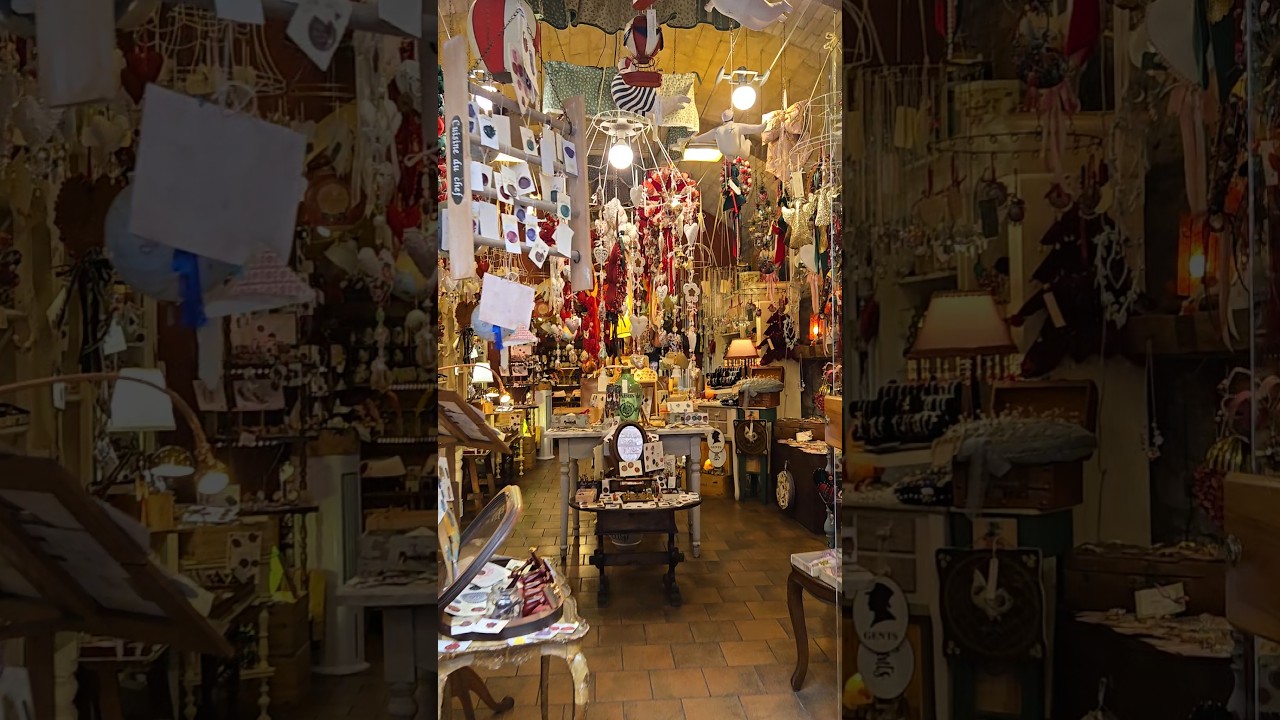 Italian stationary shop of my dreams! 