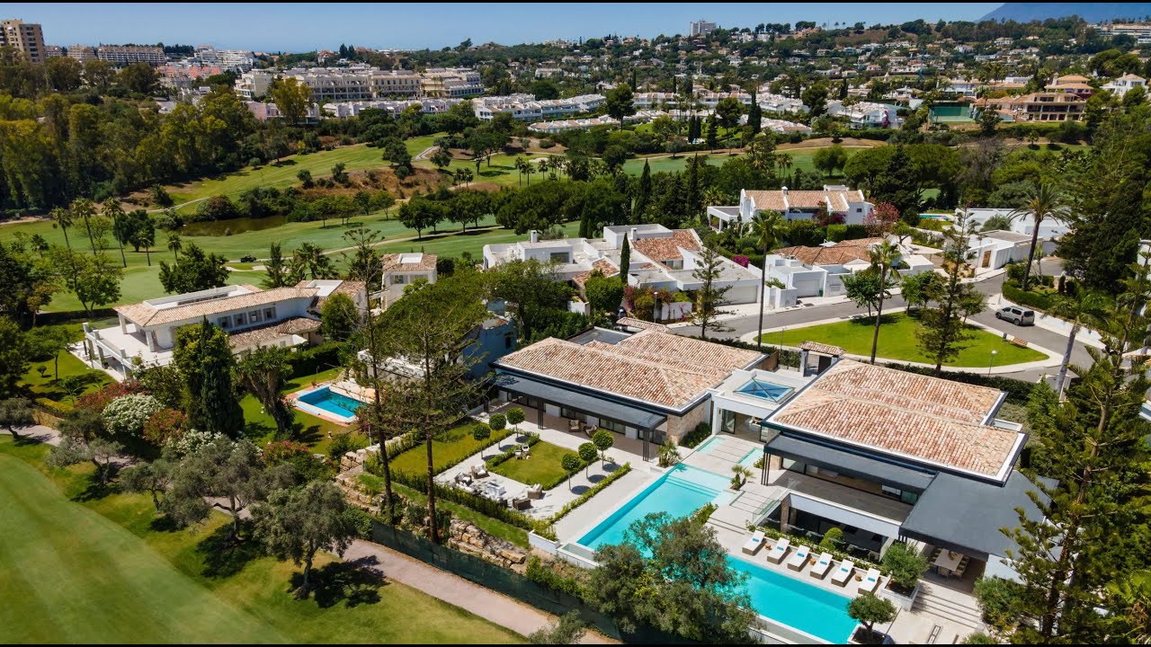 Moderne Luxus Villa in Front von Aloha Golf Las Brisas Aloha Nueva Andaluc&iacute;a Marbella Costa del Sol