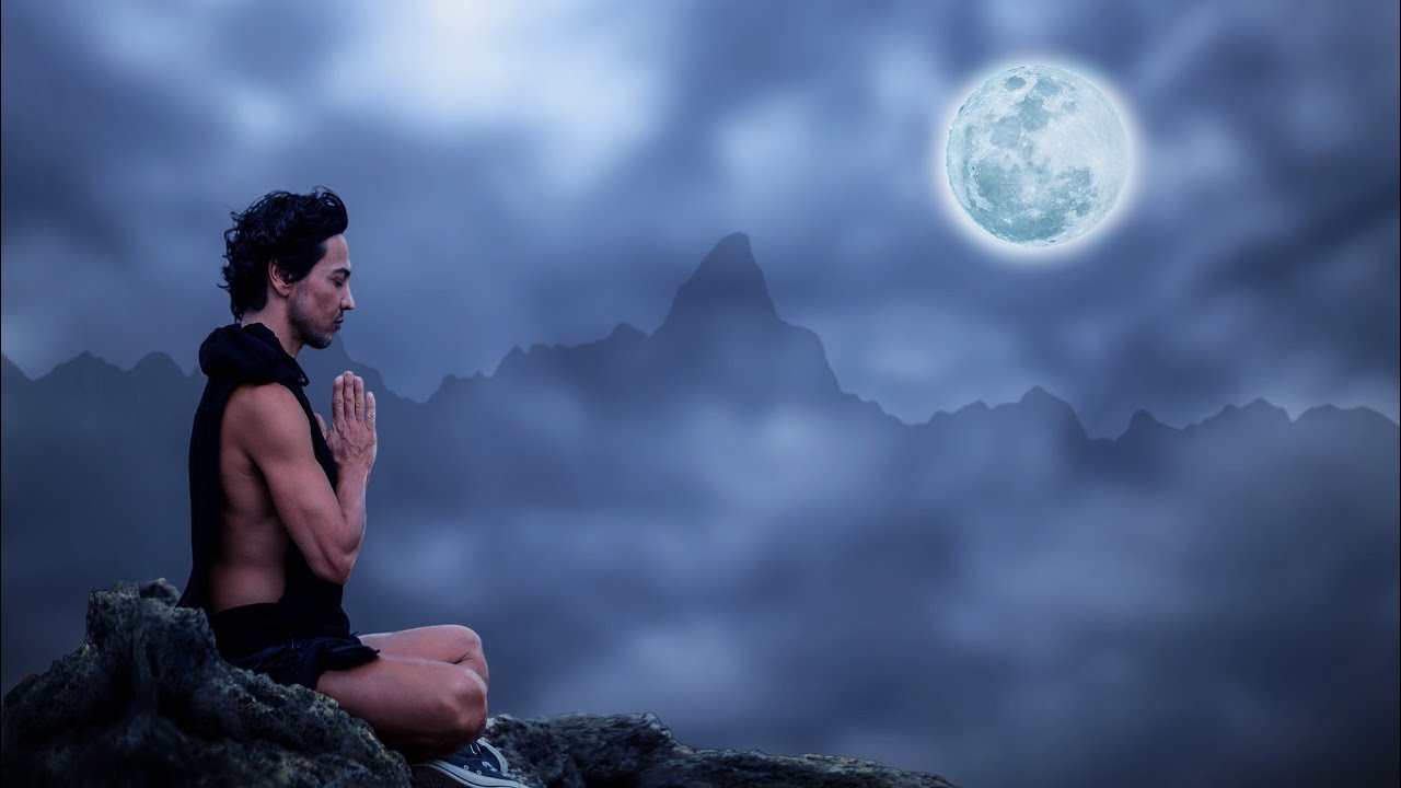 3 mins of Akarshan Mantra which makes you super attractive. लोगों को आकर्षित करें
