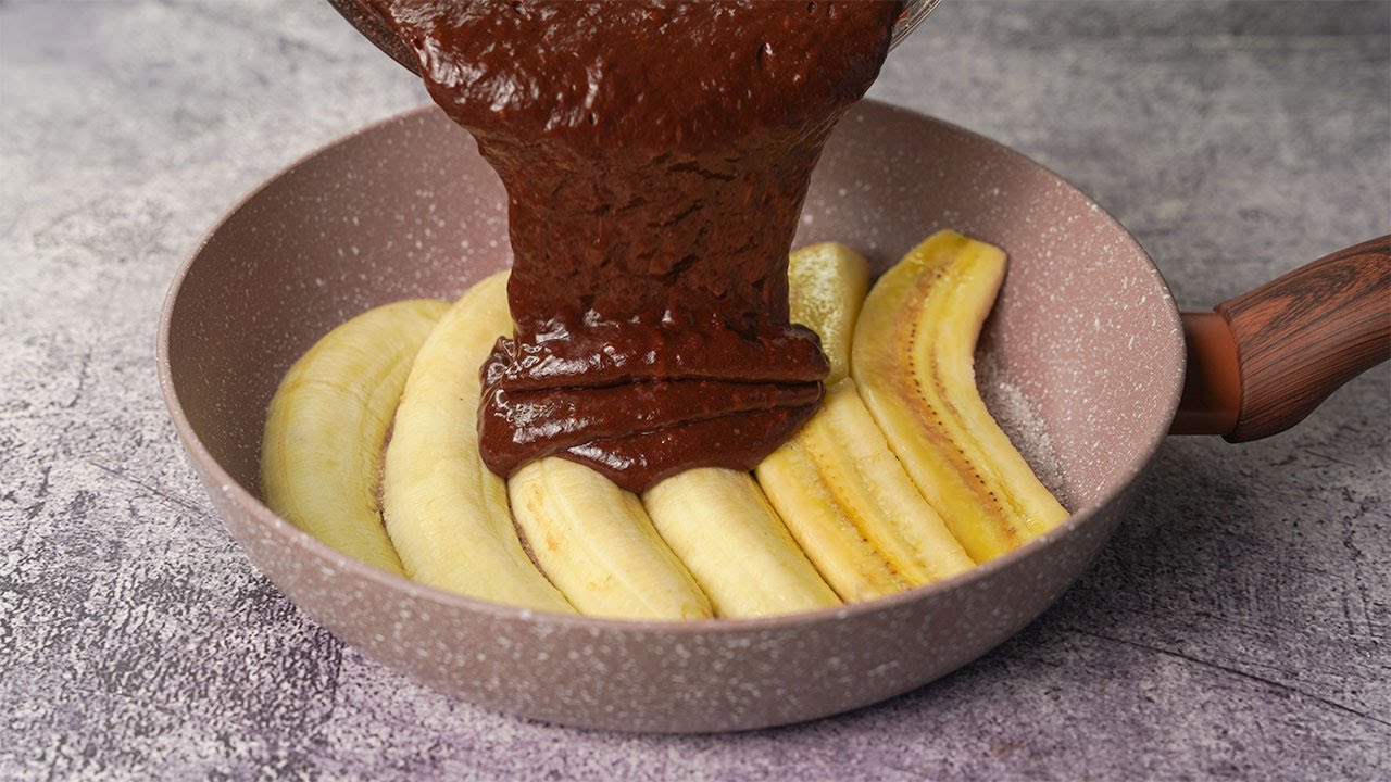 Easiest Banana Cake Ever | Upside Down Banana Chocolate Cake | Eggless & Without Oven | Yummy